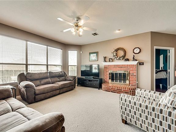 5th image of 311 Jamilia Ct