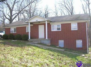 1122 Evelyn Dr, Radcliff, KY 40160