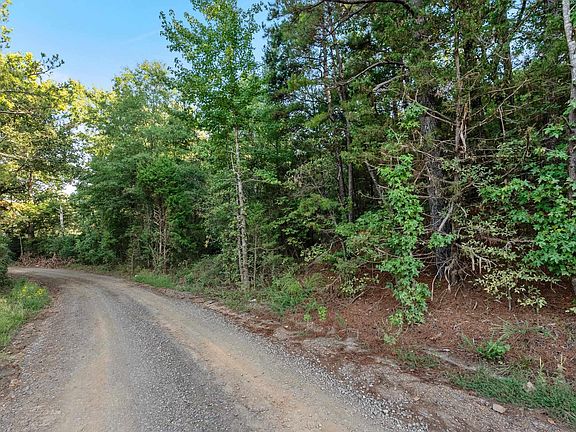 5th image of 750 E Mountain Rd
