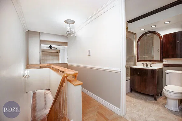 Rented by Plaza Real Estate Group | media 10