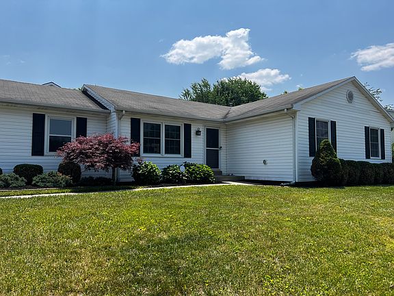 2nd image of 384 Stone Creek Dr
