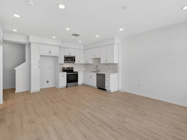 428 Lemonade Pl, Covina, CA 91722