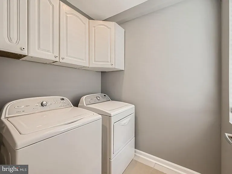 1826 Fairview Ave — Photo 10