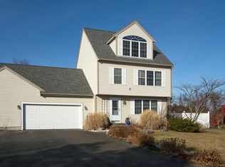 11 Pearl St, Plymouth, MA 02360