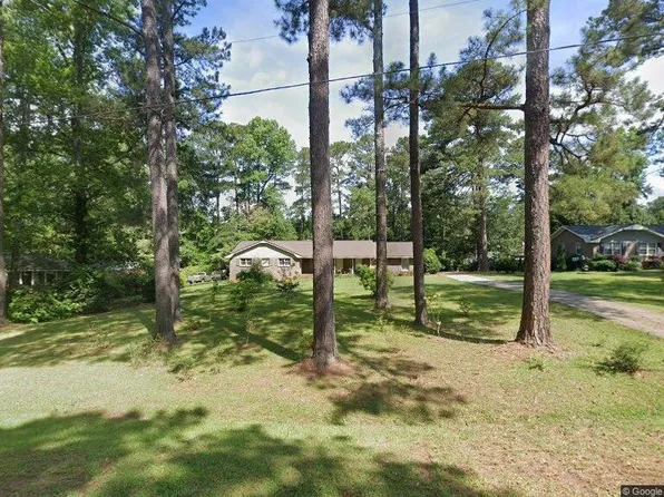 98 Honeysuckle Rd, Monticello, GA 31064