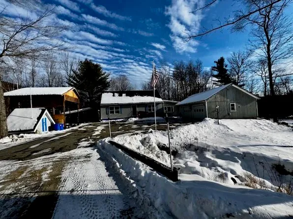 28 Glover Road, Rumford, ME 04276