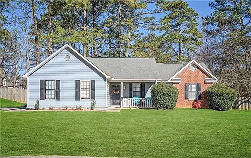 1528 Carriage Ln Photo 1
