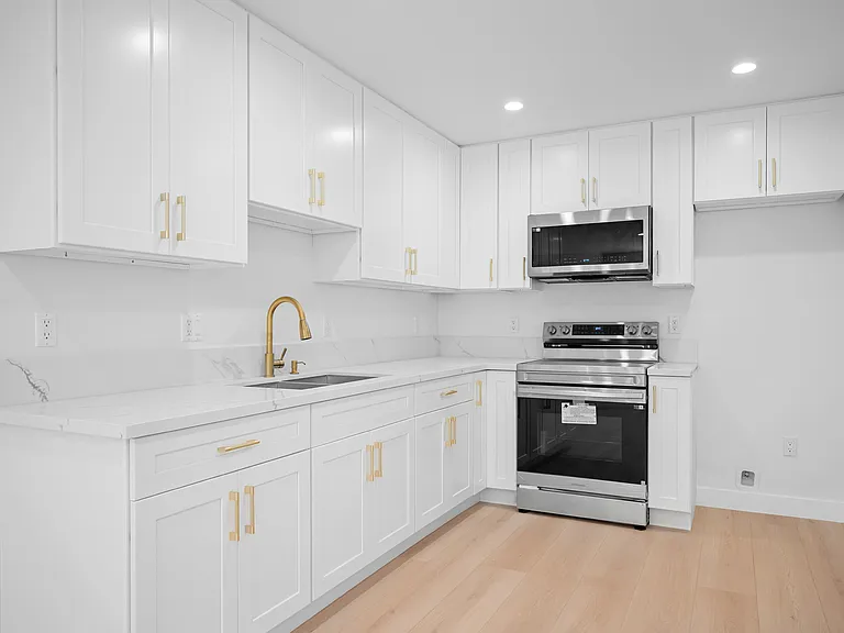 6233 Banner Ave #1/4 — Photo 8