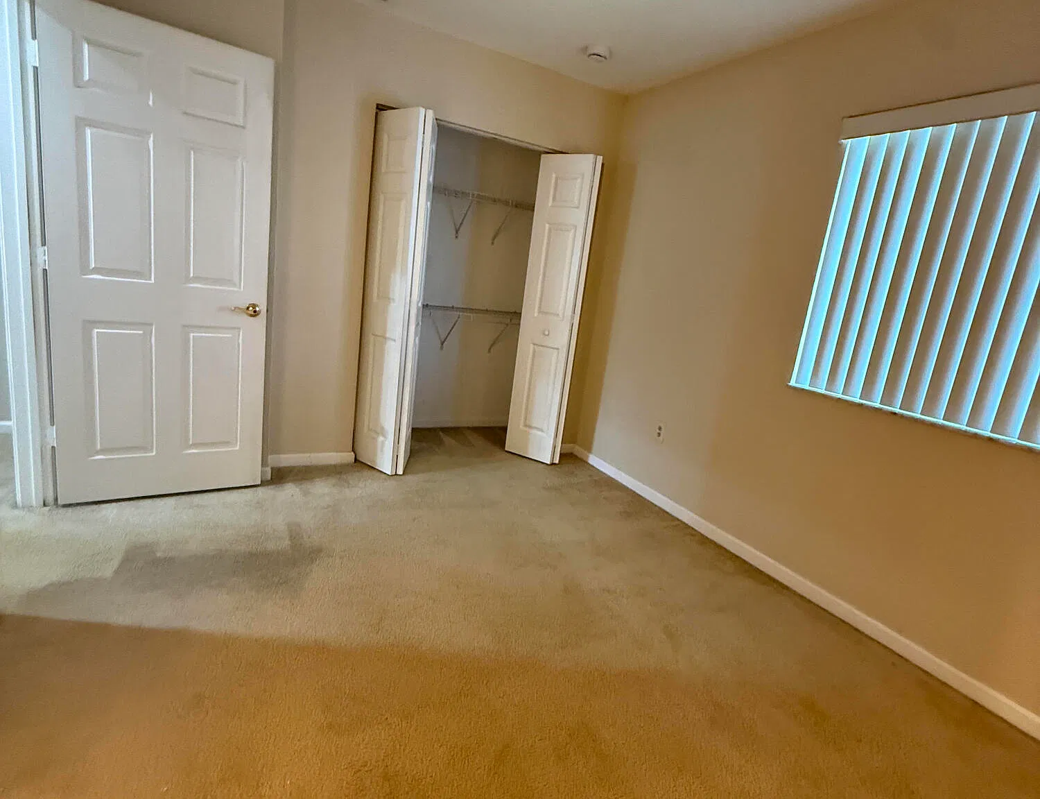 2 bed, 2.5 bath, 1037 sqft, $2,290 — Photo 3