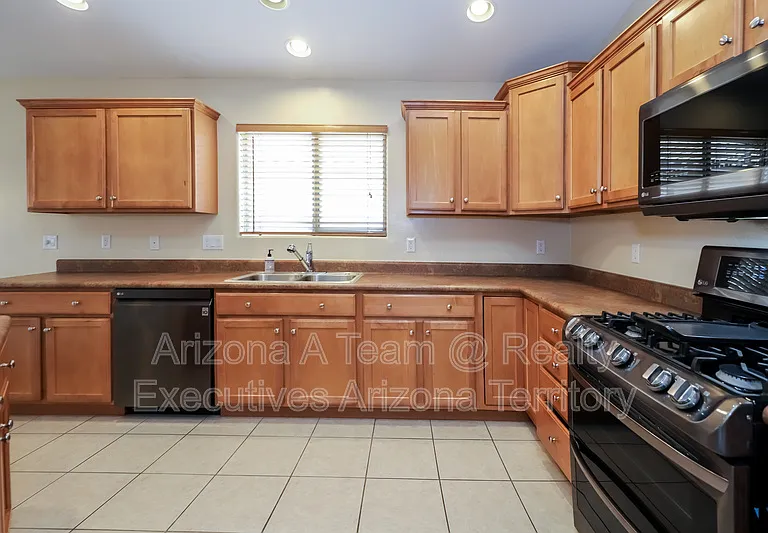 10489 E Bonpland Willow Dr — Photo 9