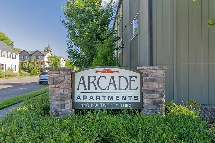 Arcade | Exterior