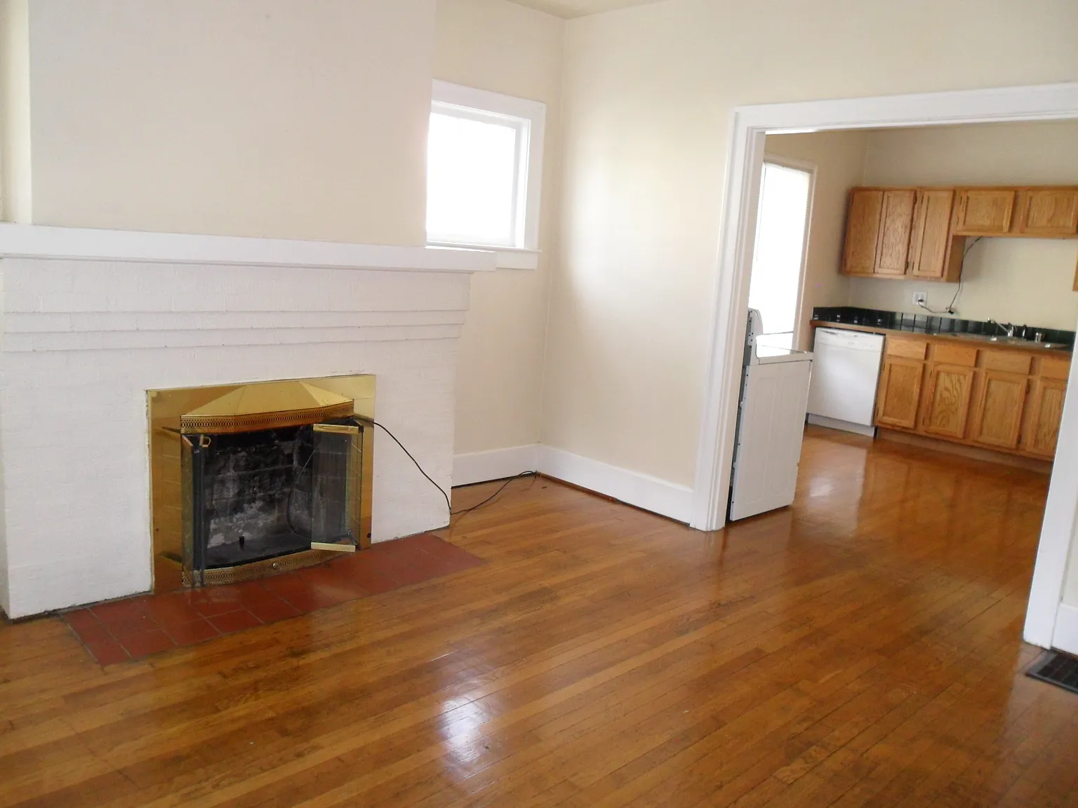 214 State Street - A — Photo 2