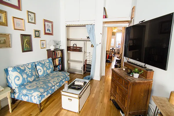 Rented by Coda Real Estate NYC | media 33