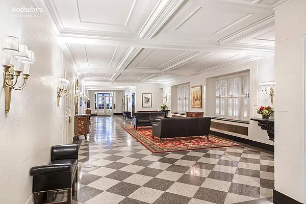 Sold by Sotheby's International Realty | media 9