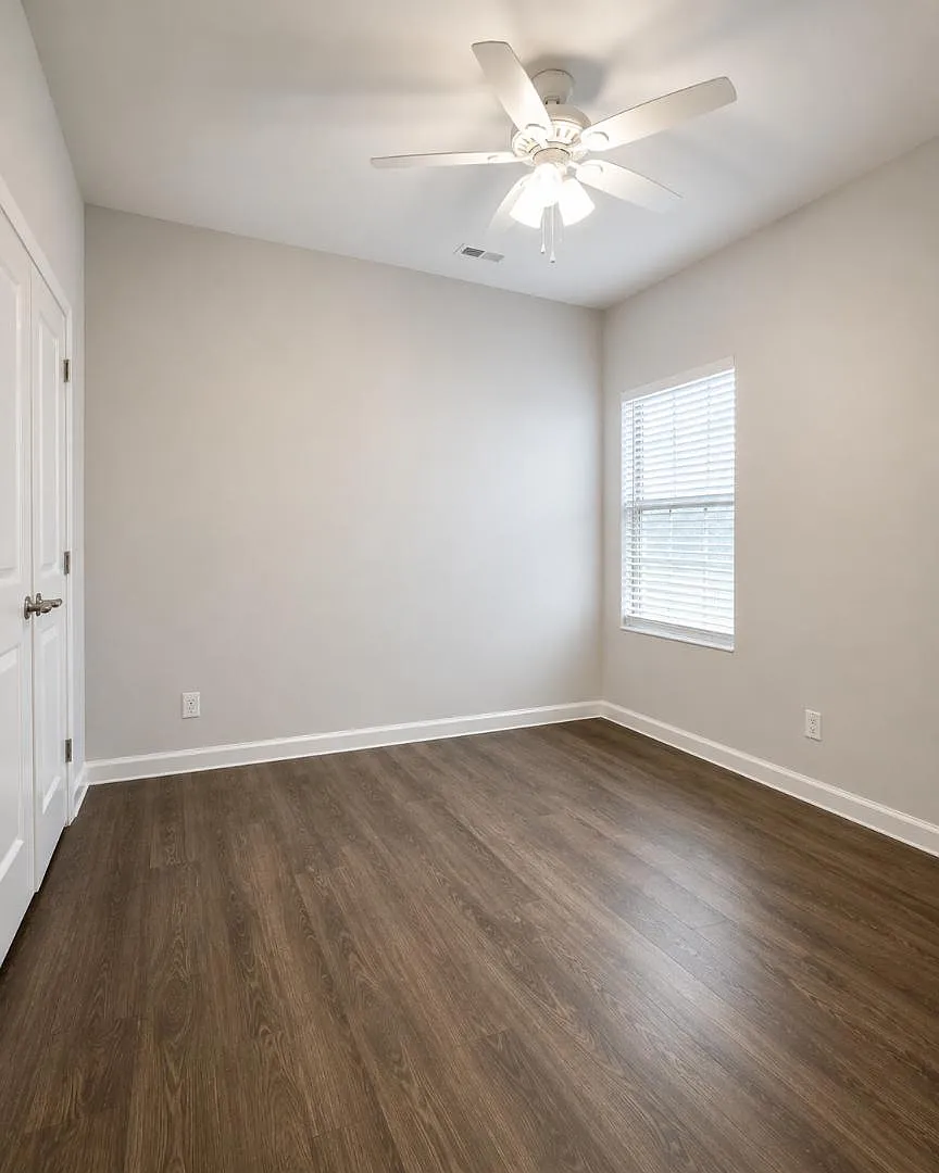 3533 Hidalgo Cir. - 3541-A — Photo 2