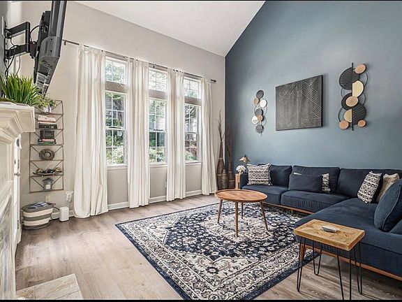 4th image of 58 Hammock Pl SE