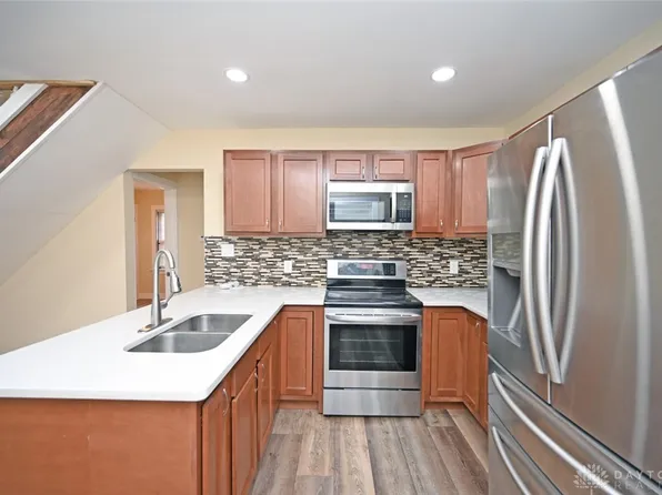 64 S Moss Ave, Dayton, OH 45417