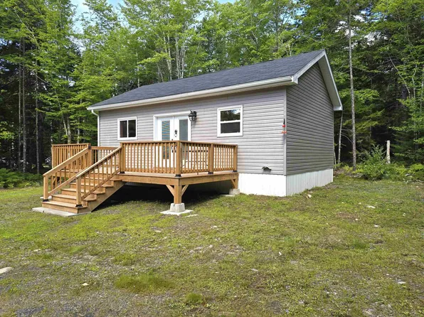 66 Shore Rd, Walden, NS B0J 2E0