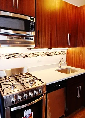 Rented by Sunrise Real Estate | media 42