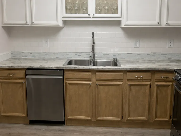 4586 Shattuck Rd — Photo 9