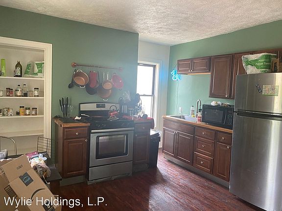 3rd image of 414 N Euclid Ave #2