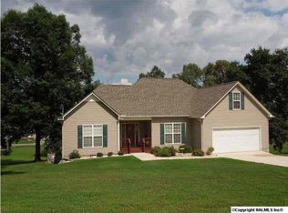 106 Oneal Ln, Guntersville, AL 35976
