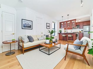 10 Morton St APT 3A, New York, NY 10014