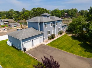 44 Brown Rd, East Haven, CT 06512