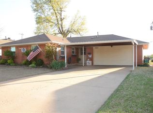 1004 W Silver Meadow Dr, Midwest City, OK 73110