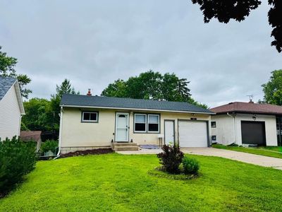 1267 Etna St, Saint Paul, MN, 55106