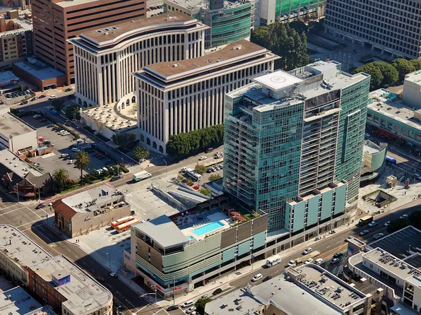 3785 Wilshire Blvd APT 704, Los Angeles, CA 90010