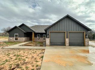 109 McBryde Ln, Poolville, TX 76487