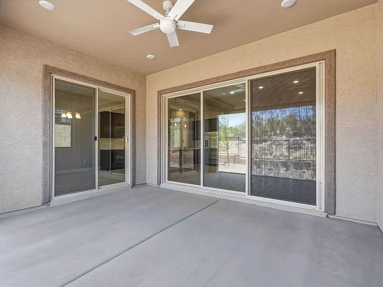 293 E Jasper Ct — Photo 38