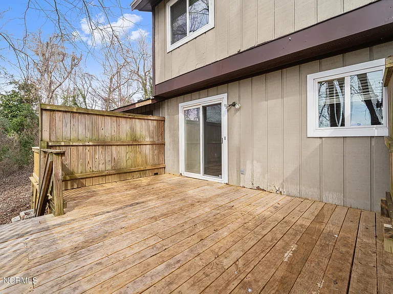 12 S Onsville Pl — Photo 15