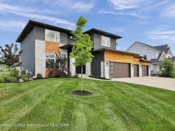 6102 Sleepy Hollow Ln, East Lansing, MI 48823