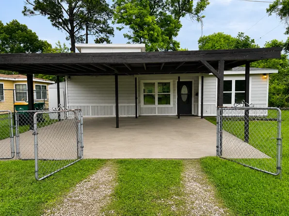 2103 11th Ave, La Marque, TX 77568