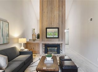 14216 NE 2nd Pl, Bellevue, WA