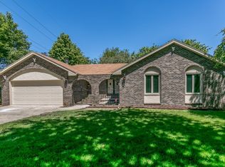 11009 Clark St, Clive, IA 50325