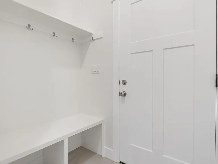 1826 W River Birch Rd — Photo 36
