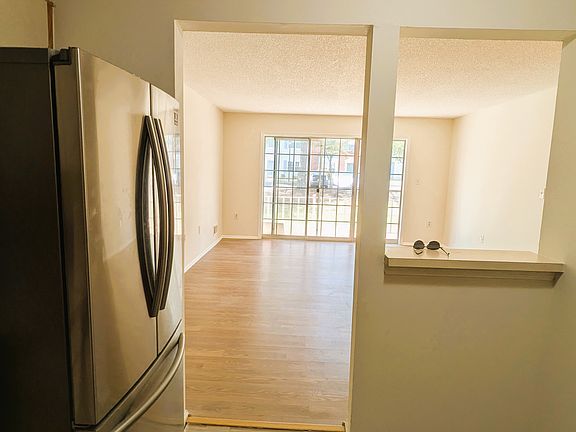 RENOVATED LIVINGROOM