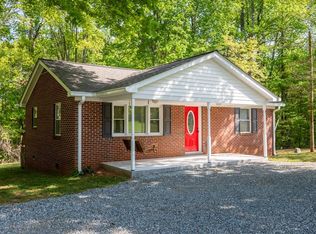 530 Sunny Side Rd, Drakes Branch, VA 23937