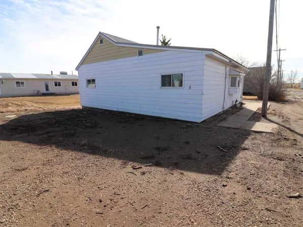 5 S 1st Ave E, Acadia No. 34, AB T0J 0A0