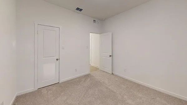 726 Madrone Ln — Photo 6