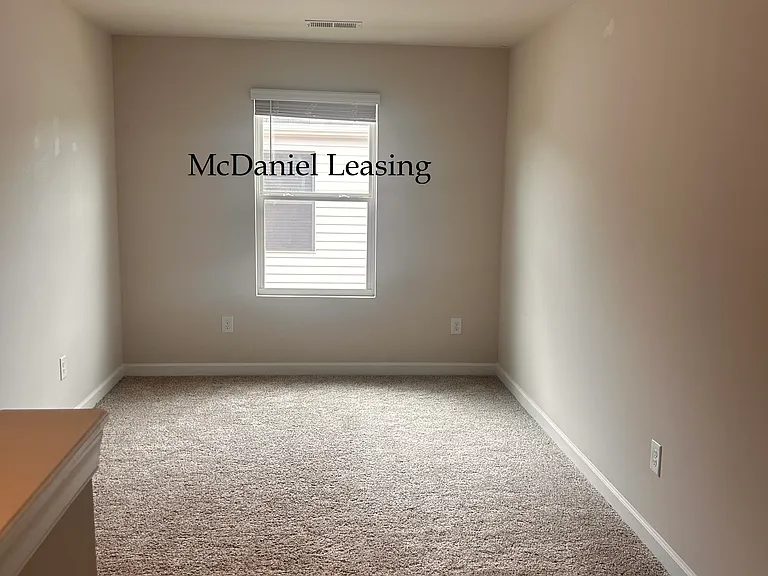 689 Grays Creek Rd — Photo 15