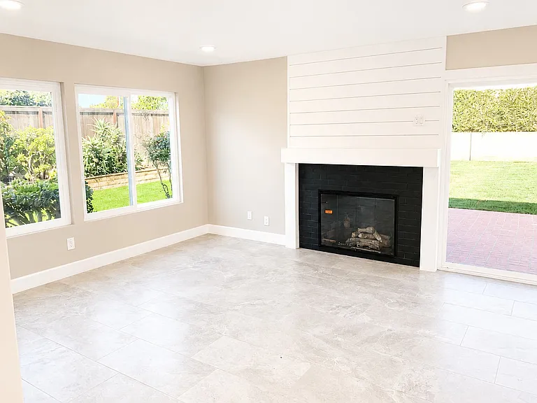 9021 Hyde Park Dr — Photo 5
