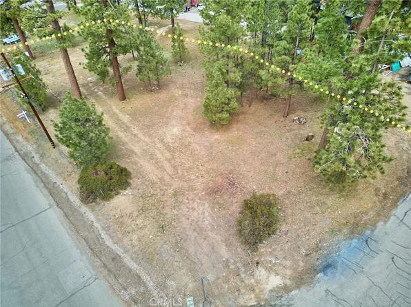 545 Wren Dr, Big Bear Lake, CA 92315