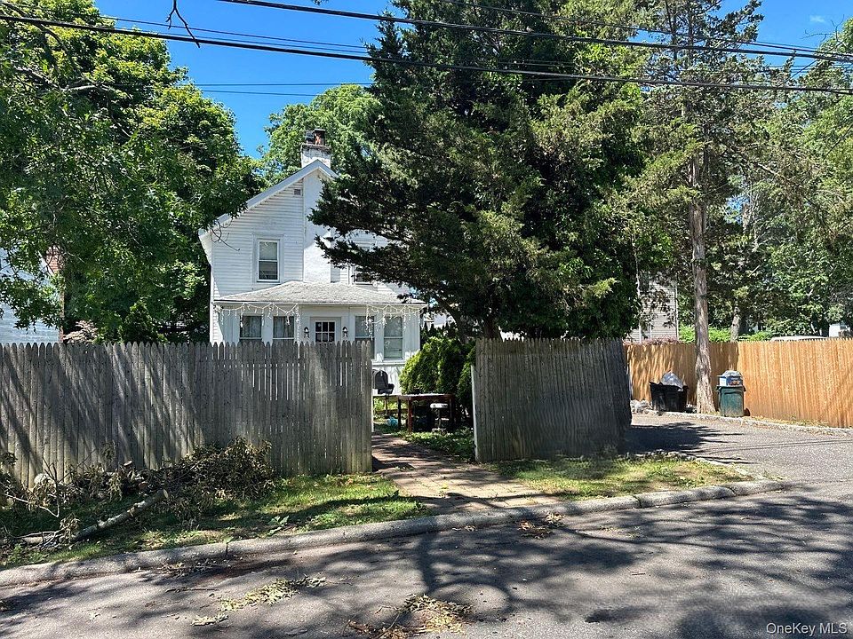 1st image of 55 9th Avenue