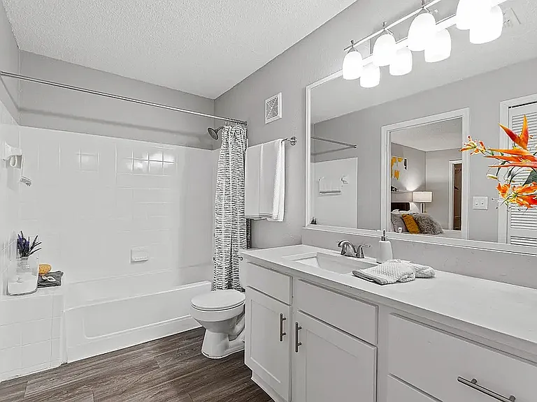 Southside Villas — Photo 8