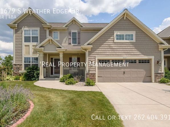 21679 S Weather Edge Cir