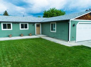 203 S Lake St, Joseph, OR 97846